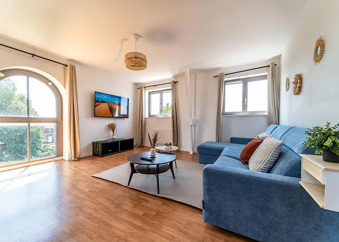 Le Saint-jean - Hypercentre - Parking Prive - 1 A 6 Personnes - Wifi Apartment *